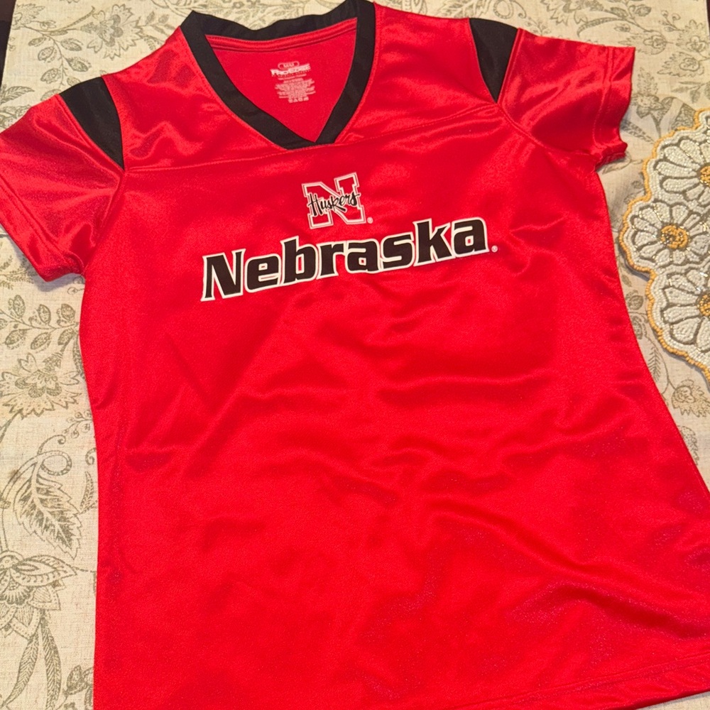 Pro Edge Women’s Red Nebraska Jersey Shirt Medium